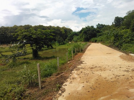 Large plot in Mae Fah valley suitable for development
