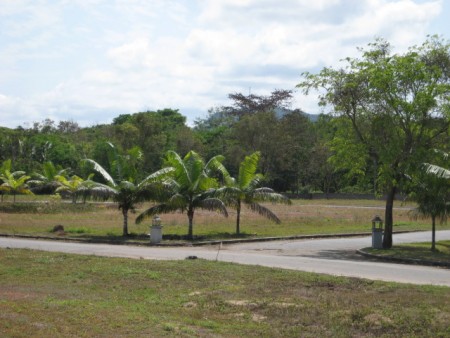 Plots near Santiburi Golf Course