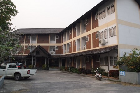 50-room hotel in town center