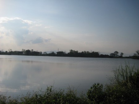 4 rai in Hua Doi next to scenic lakes