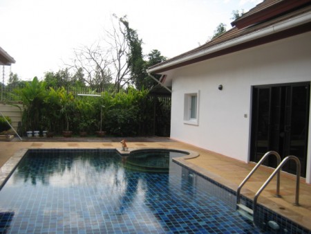 House with pool in up-scale neighborhood