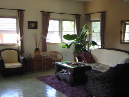 3-bedroom bungalow in small community