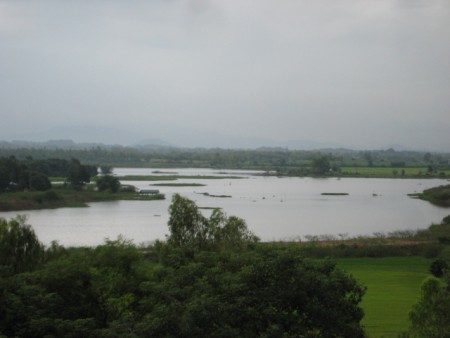 House with great views on Nong Luang lake